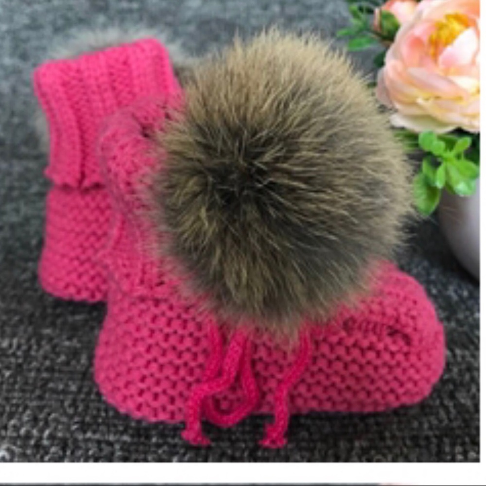 Winniefair Baby Fleece Booties.